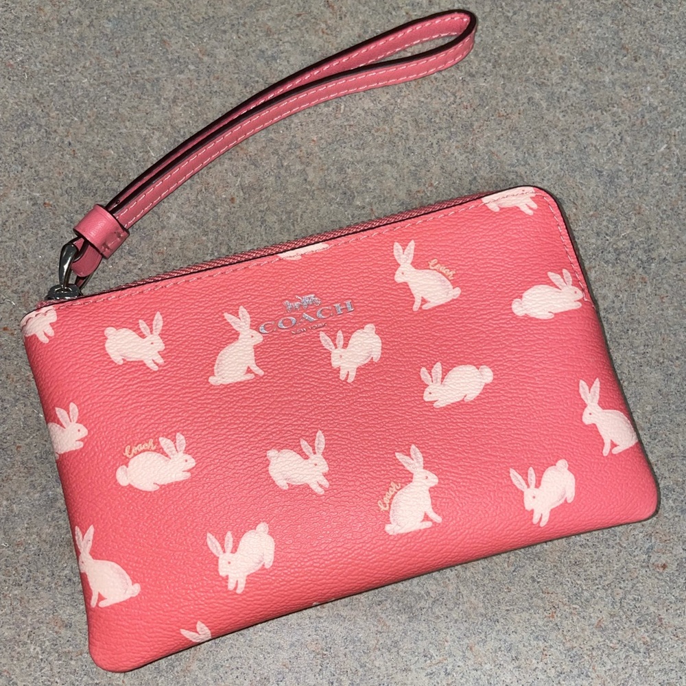 Coach Corner Zip Wristlet With Bunny Script Print